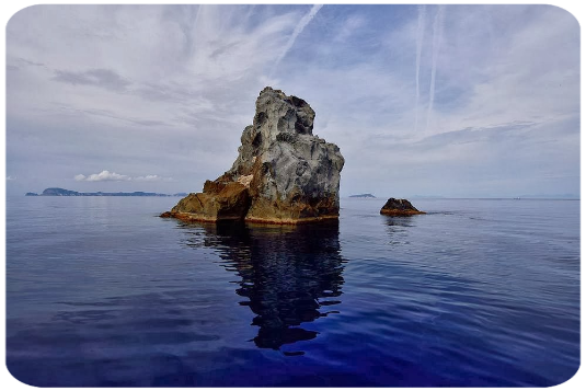 Ponza. L'Isolana, la botte Ponza. L'Isolana, la botte