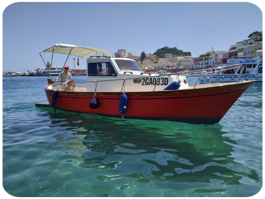 Ponza. L'Isolana, pezzogna Ponza. L'Isolana, pezzogna