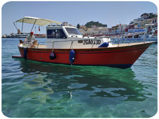 Ponza. L'Isolana, pezzogna Ponza. L'Isolana, pezzogna