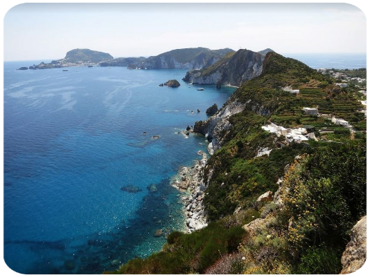 Ponza, L'Isolana, Cala Gaetano Ponza, L'Isolana, Cala Gaetano