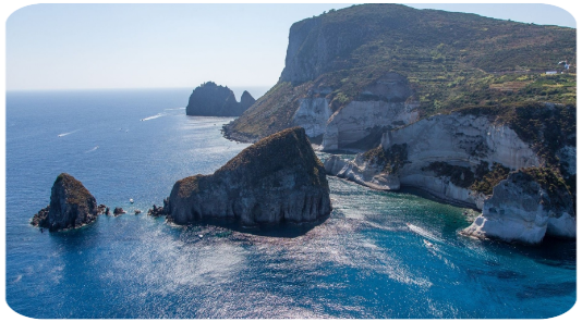 Ponza, L'isolana, calzone muto Ponza, L'isolana, calzone muto