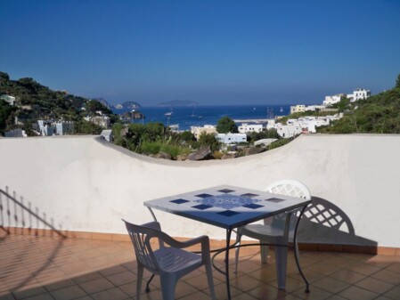Ponza, L'Isolana, Luna1-10